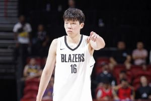 吃饱&睡好&不打游戏都做到了吗？杨瀚森：😄游戏还是玩了2把